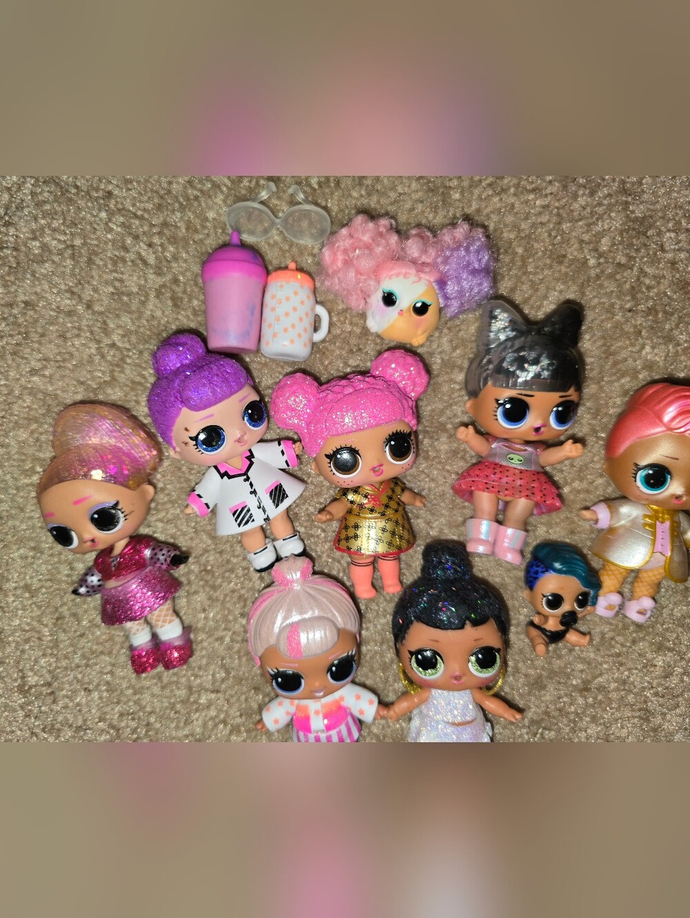 Lol Surprise Dolls With Outfits,  Accessories, &  Lol Pet Lot - Picture 3 of 4